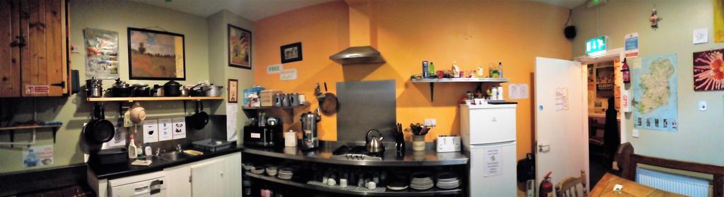 Macgabhainns Backpackers Hostel Kilkenny Exterior photo